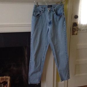 Vintage GAP Mom 90s High Rise Tapered Jeans - Sz 8